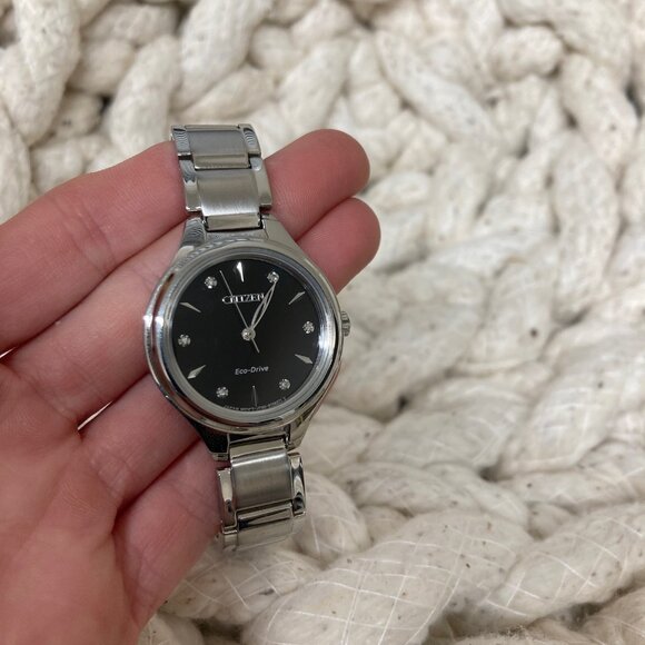 CITIZEN WATCH  ECO DRIVE *LIKE NEW* main image 5
